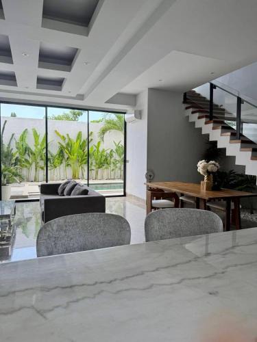 Babakan Villa | Кasandra