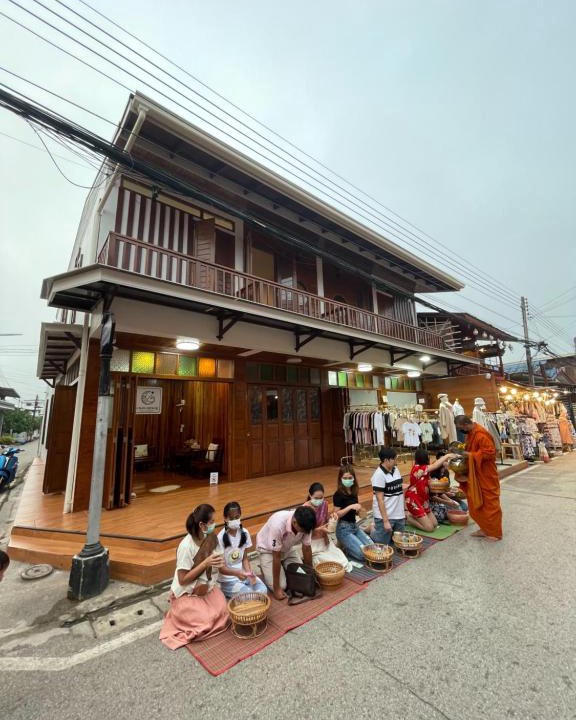Chiang Khan Hotel | จันทร์มีสุข เชียงคาน