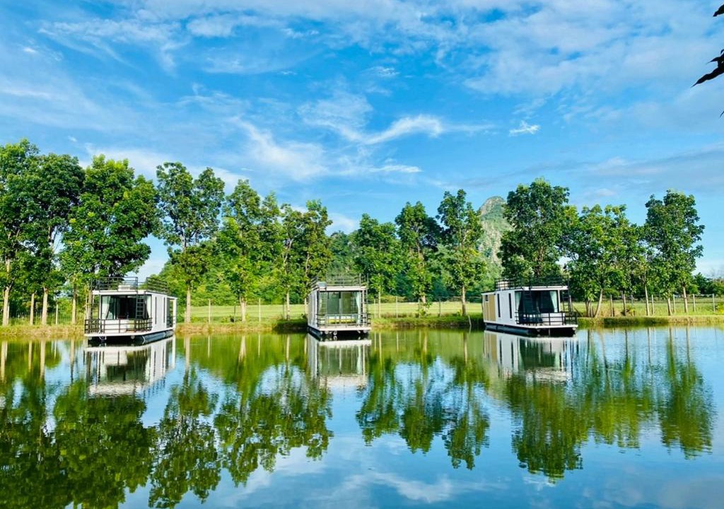 Khao Yoi Boat Rental | บ้านสวนคีรีวงศ์ Baansuan Khiriwong Boathouse