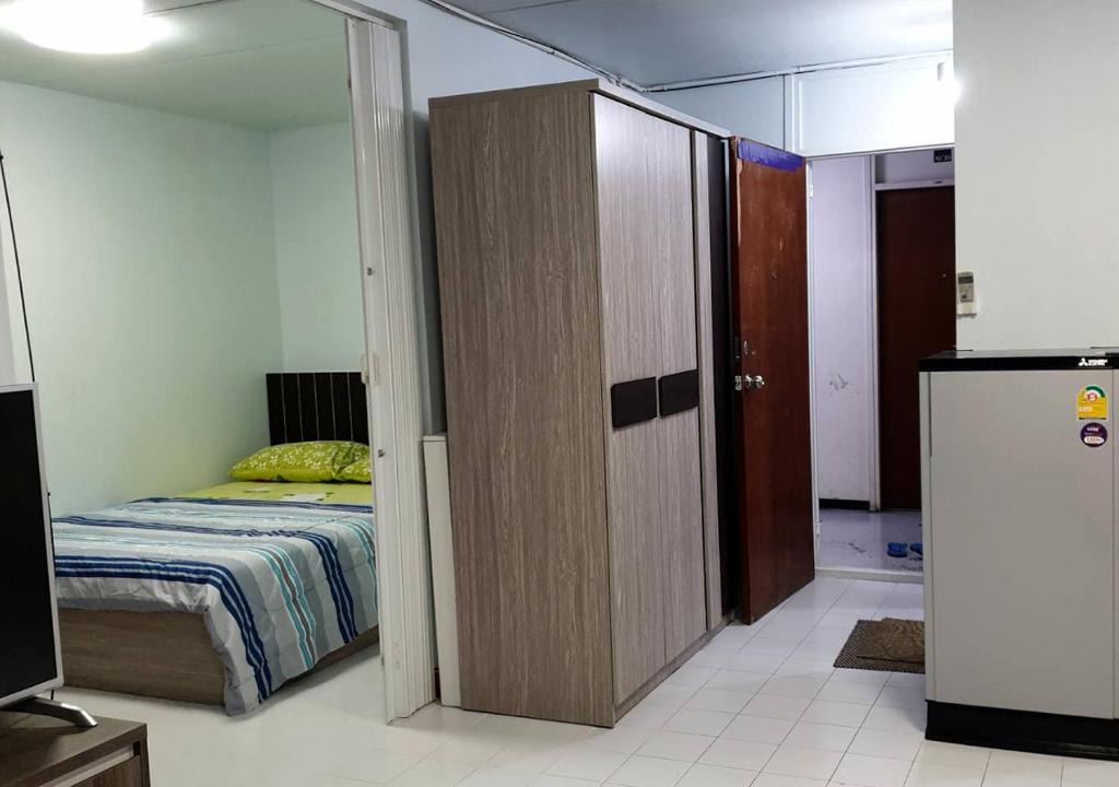 Ban Mai Apartment | ห้องใหญ่-ห้องพักรายวัน เมืองทองธานี เรือนศรีตรัง