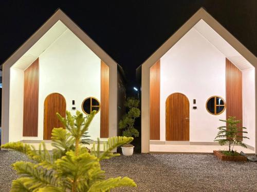 Watthana Nakhon Resort | แอดโฟร์รีสอร์ท