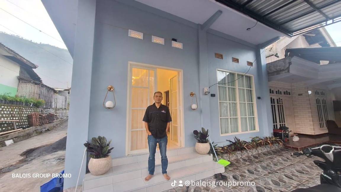 Probolinggo House | 100 m² House ∙ 2 bedrooms ∙ 6 guests