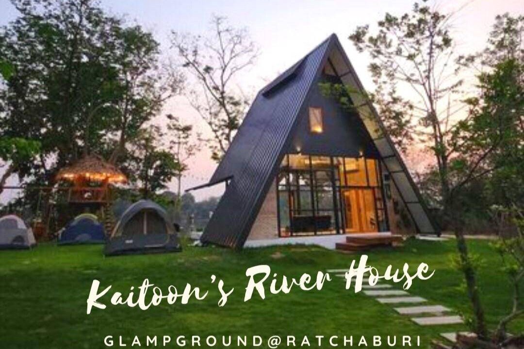 Ratchaburi Villa | 100 m² Villa ∙ 4 bedrooms ∙ 11 guests