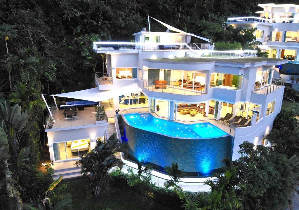 Cherngtalay Villa | 1000 m² Villa ∙ 9 bedrooms ∙ 23 guests