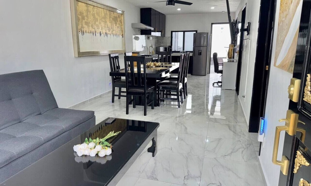 Salinas Apartment | 1000sqft Luxury Villa | 1-Min Walk to Ocean View | Pool Soak | Golf Cart Assistance + Breakfast