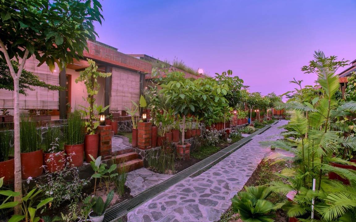 Candi Binangun Hotel | 110 m² Hotel ∙ 2 bedrooms ∙ 4 guests