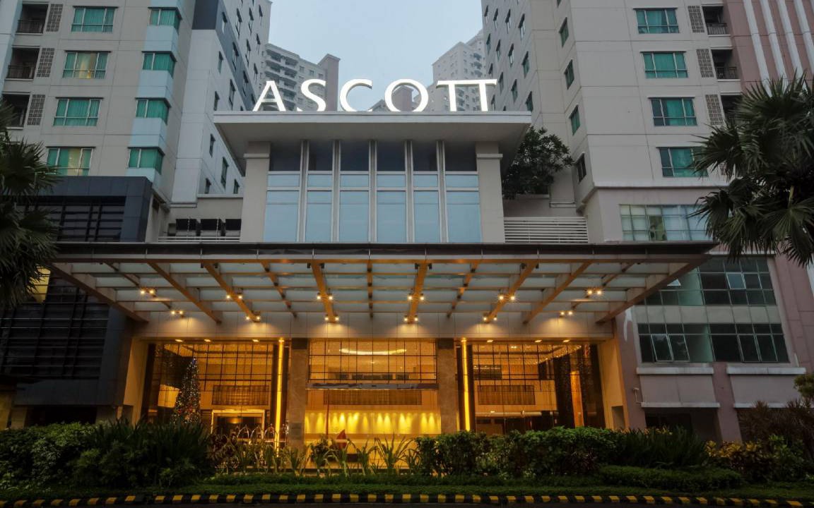 Surabaya Hotel | 113 m² Hotel ∙ 3 bedrooms ∙ 127 guests
