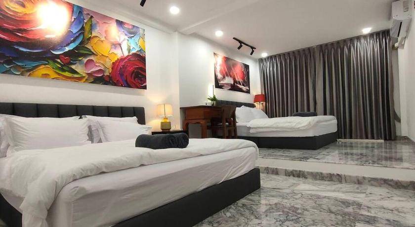 Chom Phon House | 132 m² House ∙ 4 bedrooms ∙ 10 guests