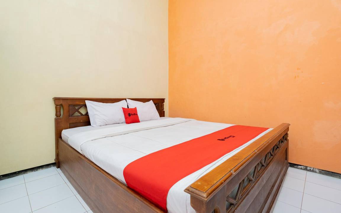 Tuban Sub-District Hotel | 14 m² Hotel ∙ 2 guests