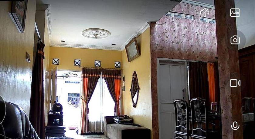 Purwokerto Bed & Breakfast | 140 m² Bed and breakfast ∙ 3 bedrooms ∙ 8 guests