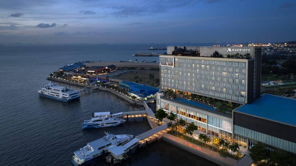 Batam Hotel | 168 m² Hotel ∙ 127 guests