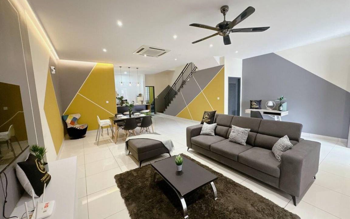 Tebrau House | 1680 m² House ∙ 4 bedrooms ∙ 15 guests