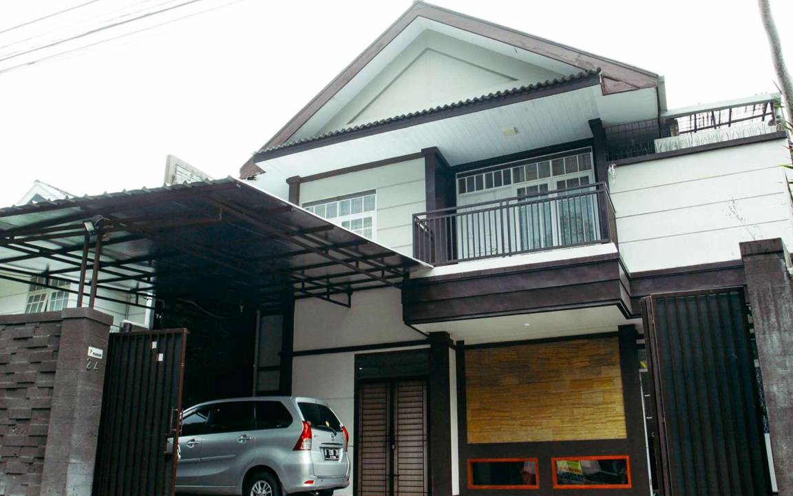 Setiabudi House | 176 m² House ∙ 3 bedrooms ∙ 10 guests