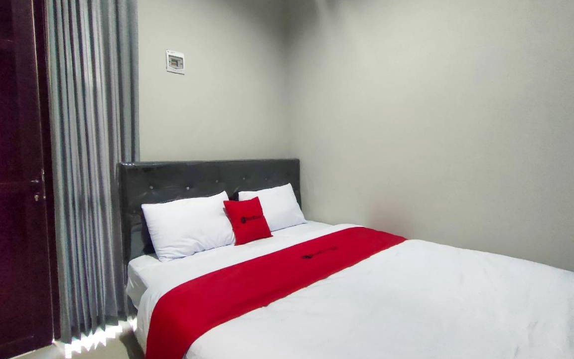 Surabaya Hotel | 18 m² Hotel ∙ 2 guests