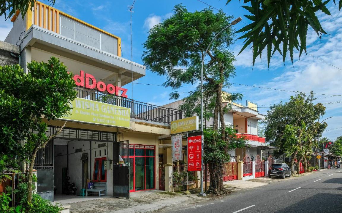 Kebumen Hotel | 18 m² Hotel ∙ 4 guests