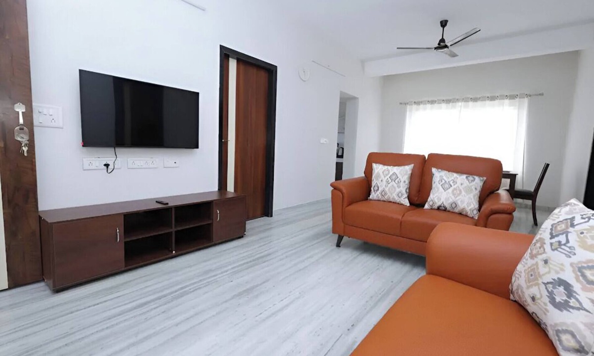 Perambur Purasavakam Apartment | 2 Bedroom Apartment in chennai/Air Conditioned/WIFI/Central/Downtown location