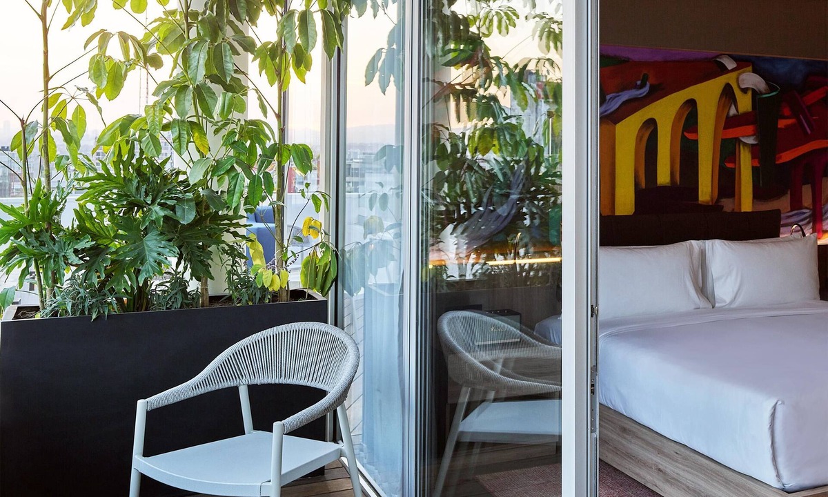 Hipodromo Hotel | 2 Units | Experience Luxury Living in the Heart of the City