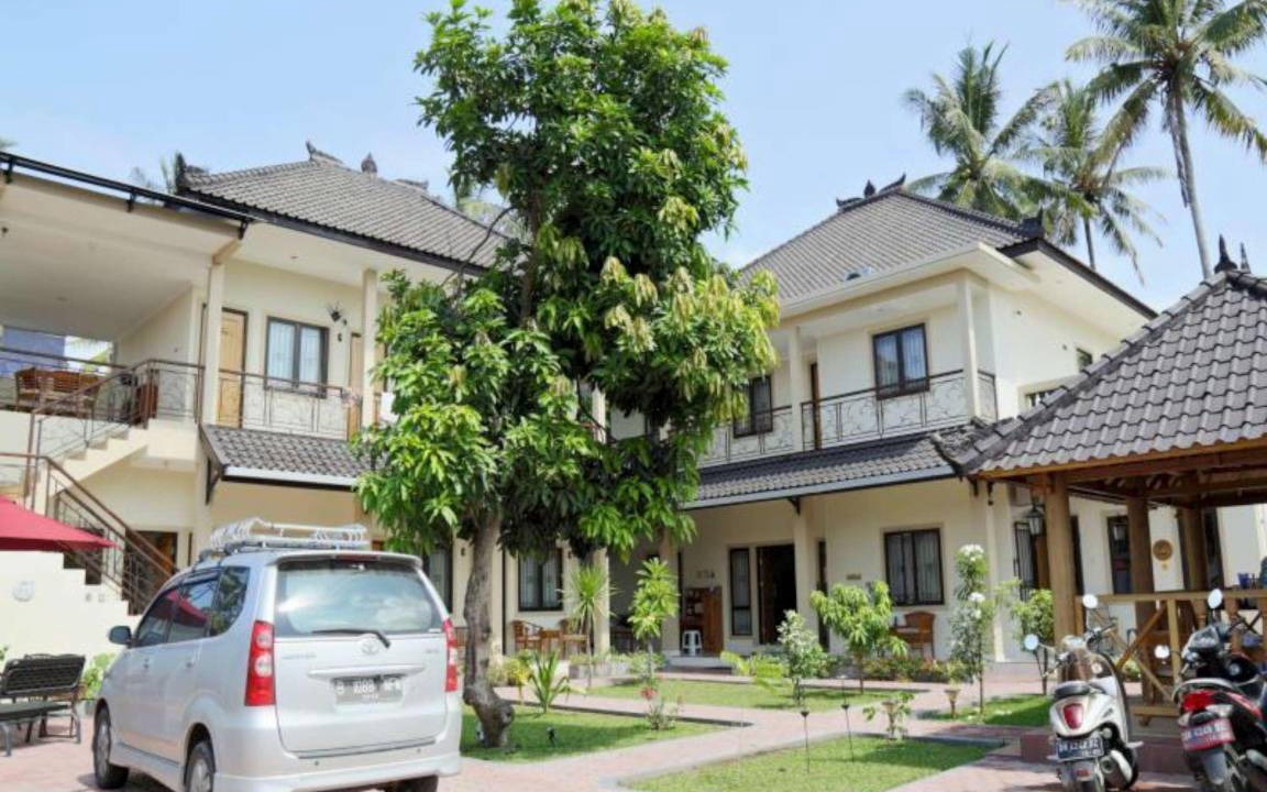 Senggigi Hotel | 20 m² Hotel ∙ 10 guests