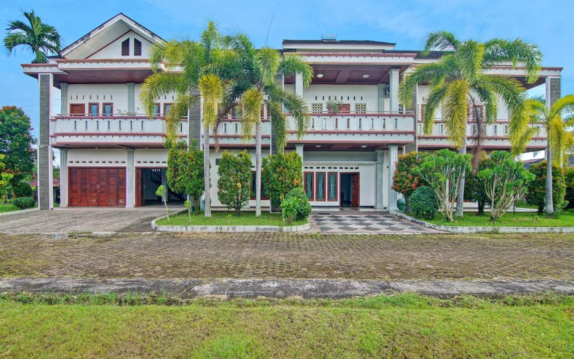Padang Hotel | 20 m² Hotel ∙ 3 guests