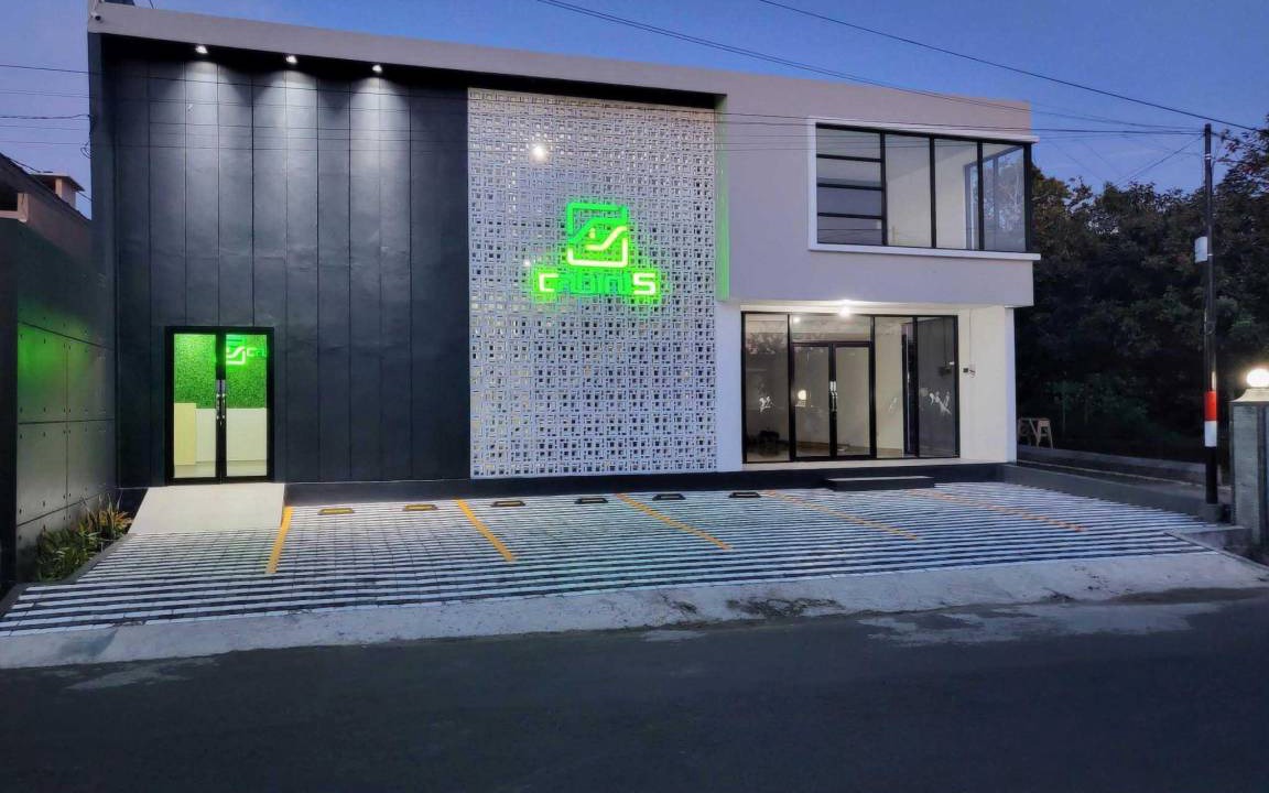 Blitar Hotel | 20 m² Hotel ∙ 4 guests