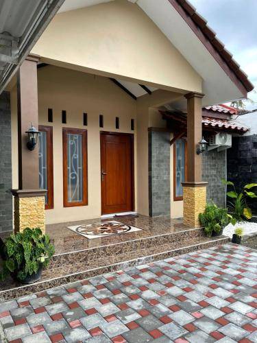 Kasihan Villa | 200 m² Villa ∙ 3 bedrooms ∙ 6 guests