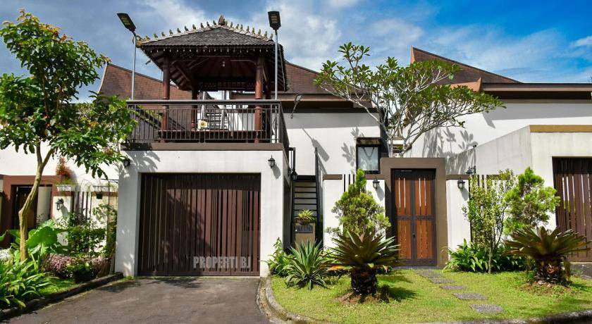 Pancawati Villa | 200 m² Villa ∙ 3 bedrooms ∙ 11 guests
