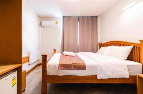 Chana Songkhram Apartment | 22 m² Apartment ∙ 2 guests