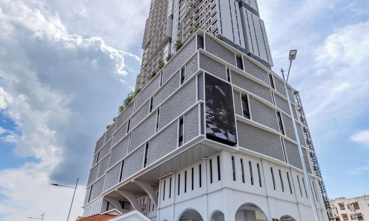 Downtown George Town Apartment | 22 Macalisterz