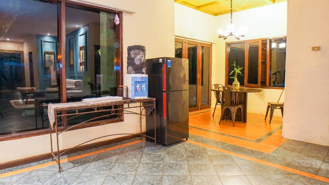 Pelabuhan Ratu Hotel | 225 m² Hotel ∙ 3 bedrooms ∙ 6 guests