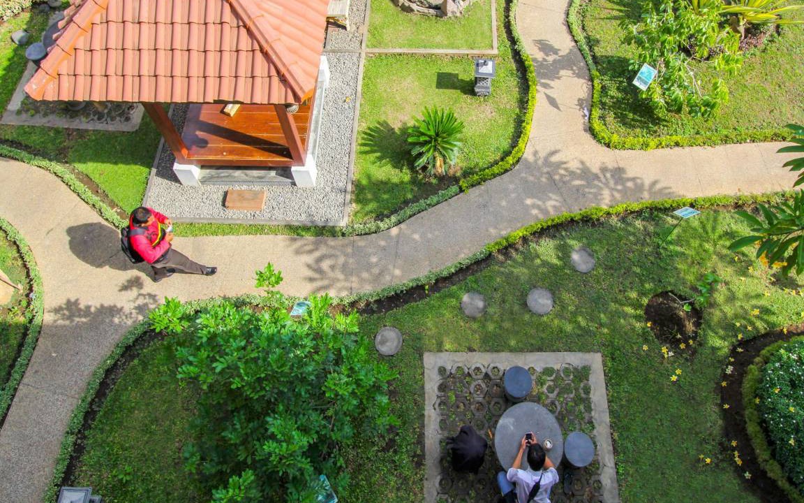 Probolinggo Bed & Breakfast | 25 m² Bed and breakfast ∙ 3 guests