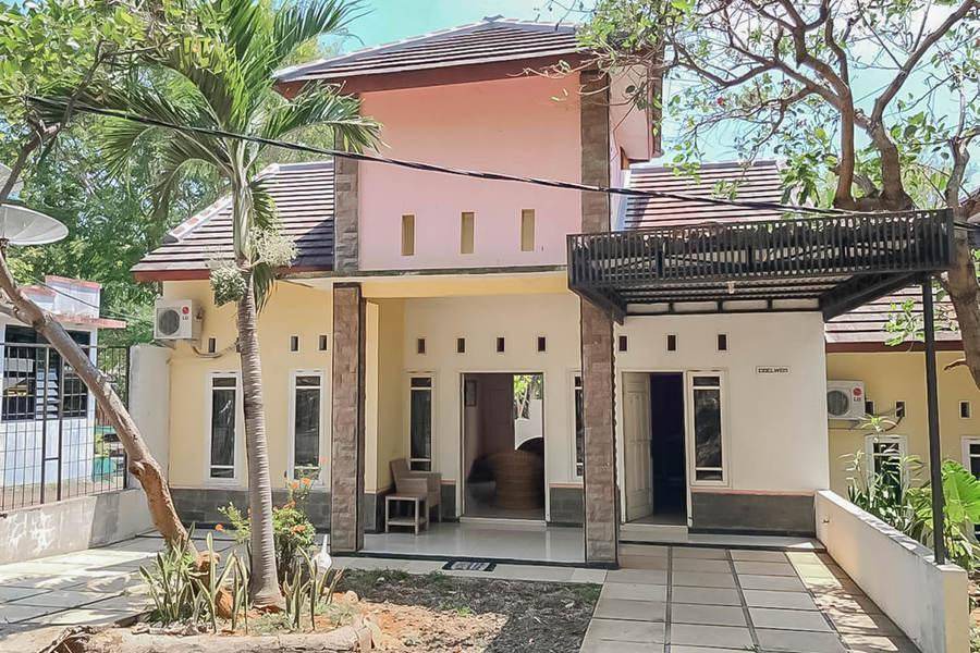 Sangkanurip Hotel | 25 m² Hotel ∙ 5 bedrooms ∙ 4 guests