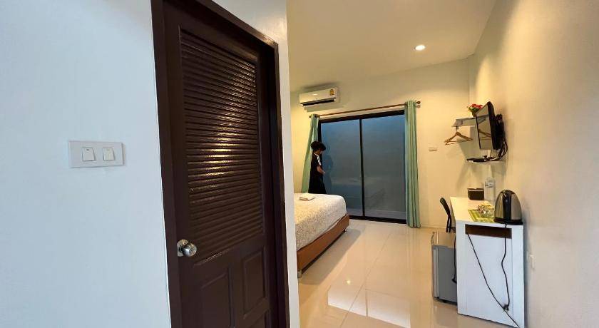 Phetchaburi Hotel | 26 m² Hotel ∙ 2 guests