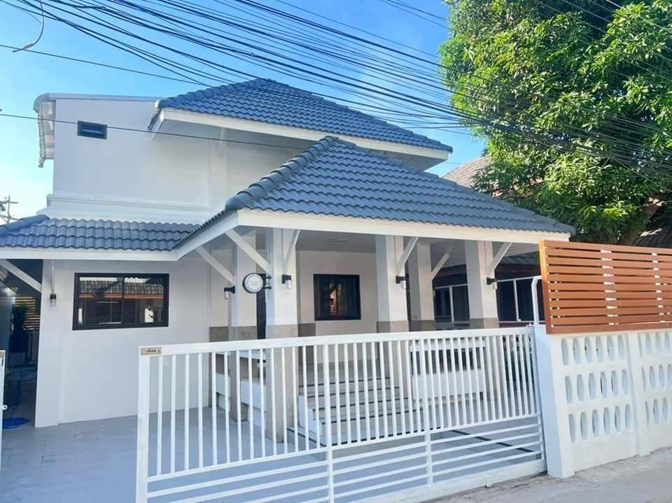 Saen Suk House | 260 m² House ∙ 4 bedrooms ∙ 12 guests