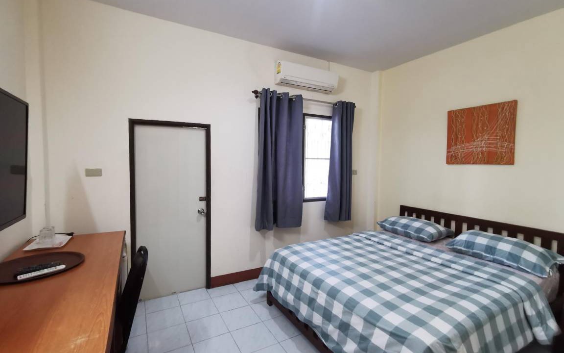 Chonburi Hotel | 29 m² Hotel ∙ 3 guests