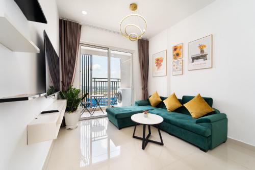 District 7 Apartment | 2Br Golden View Sunrise Cityview Hana's Apart D7