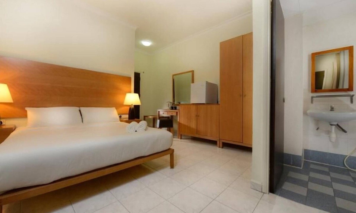 Padang Matsirat Apartment | 3 Bedroom Beachfront Apartment