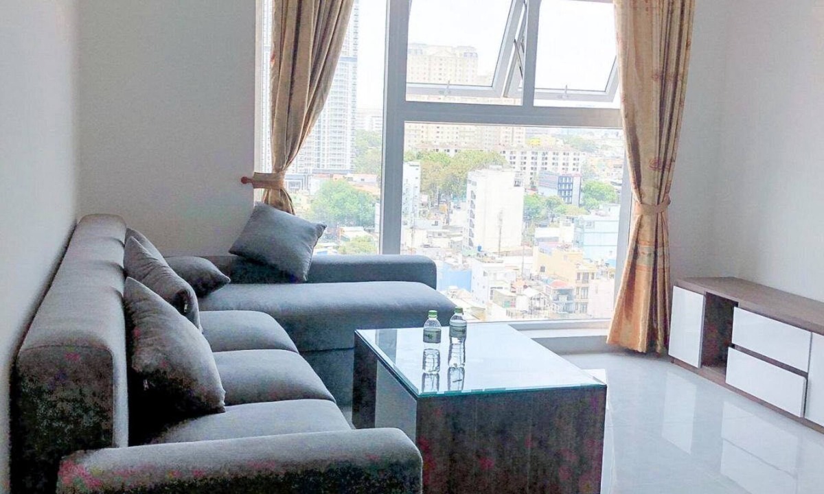 District 10 Apartment | 3-bedroom suite in HCMC with free Pool, fitness room, 15 mins fr downtown