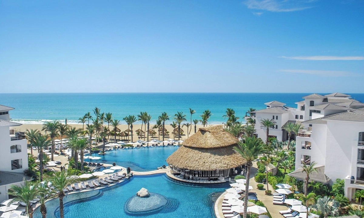 Zona Hotelera Hotel | 3 Lavish 3BR Grand Suites w/Ocean Views – Near Historic Misión San José