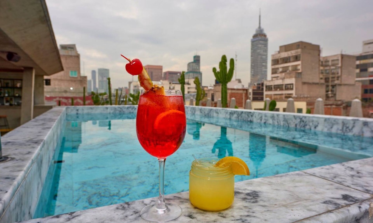 Historic Center Hotel | 3 Queen Rooms in 19th-Century Building Near Historic Attractions and Museums