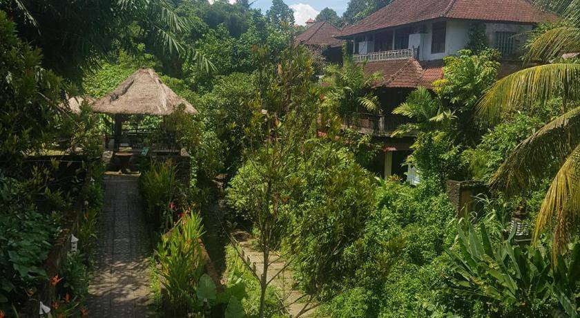 Taman Griya Bed & Breakfast | 30 m² Bed and breakfast ∙ 5 guests