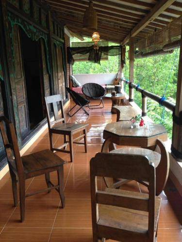 Pacitan Bed & Breakfast | 300 m² Bed and breakfast ∙ 2 bedrooms ∙ 6 guests