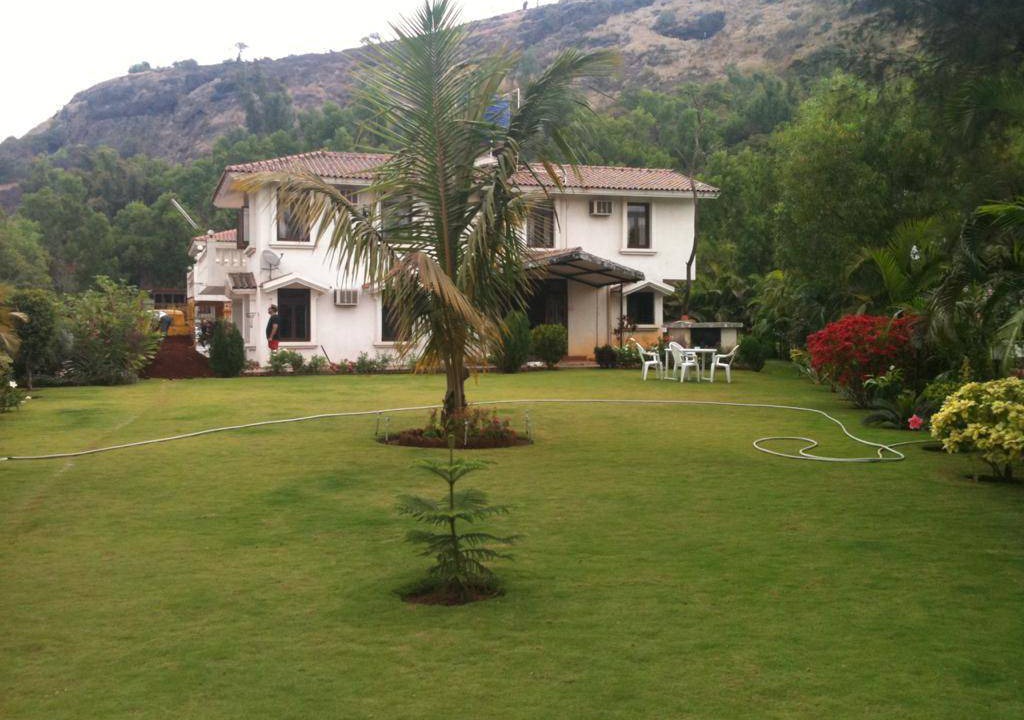 Lonavala Villa | 300 m² Villa ∙ 4 bedrooms ∙ 30 guests