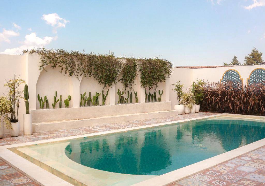 Parongpong Villa | 300 m² Villa ∙ 4 bedrooms ∙ 13 guests