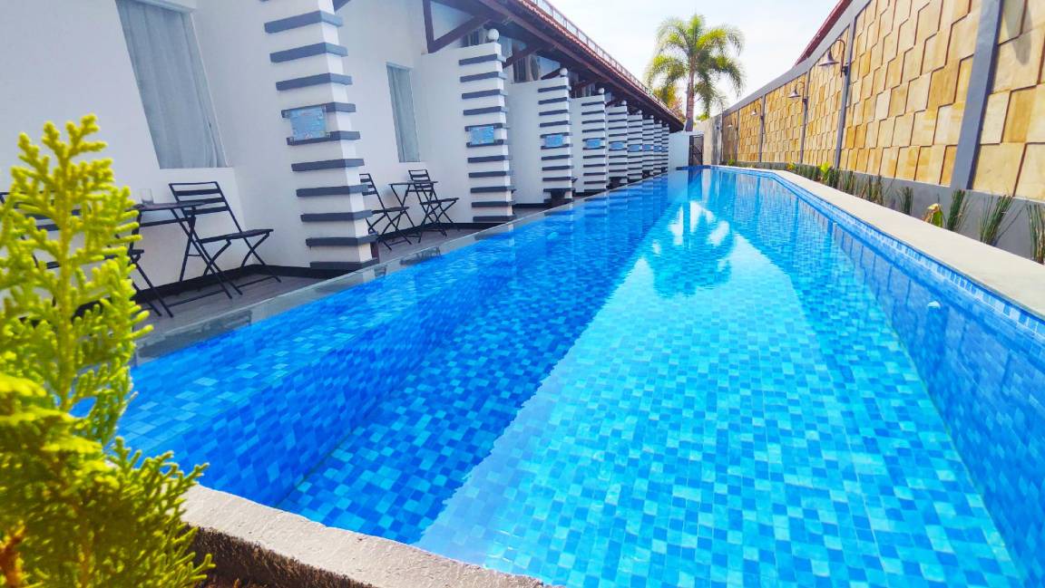 Pamekasan Hotel | 32 m² Hotel ∙ 10 guests