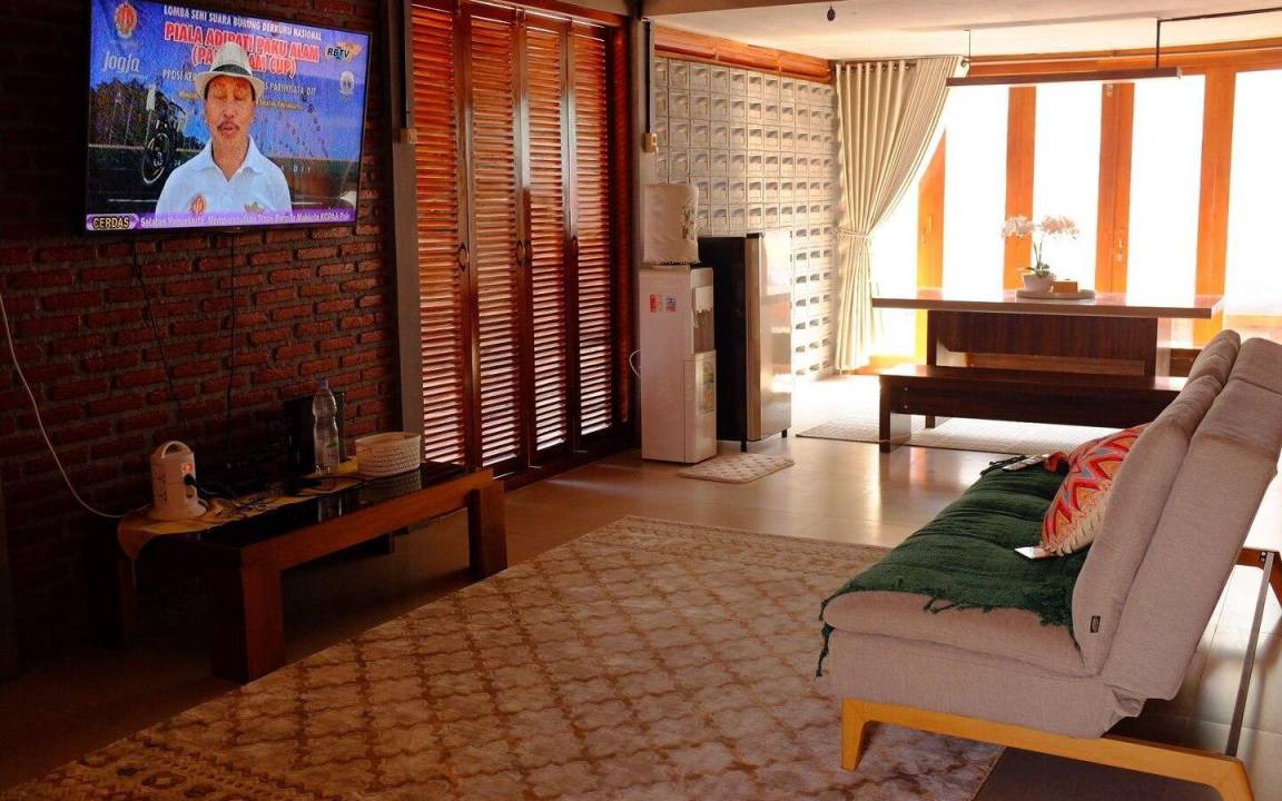 Depok Villa | 350 m² Villa ∙ 2 bedrooms ∙ 6 guests