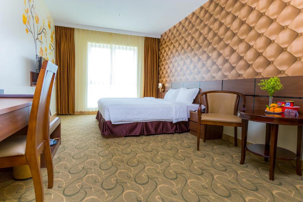 Le Chan Hotel | 3MG Lakeside Hotel