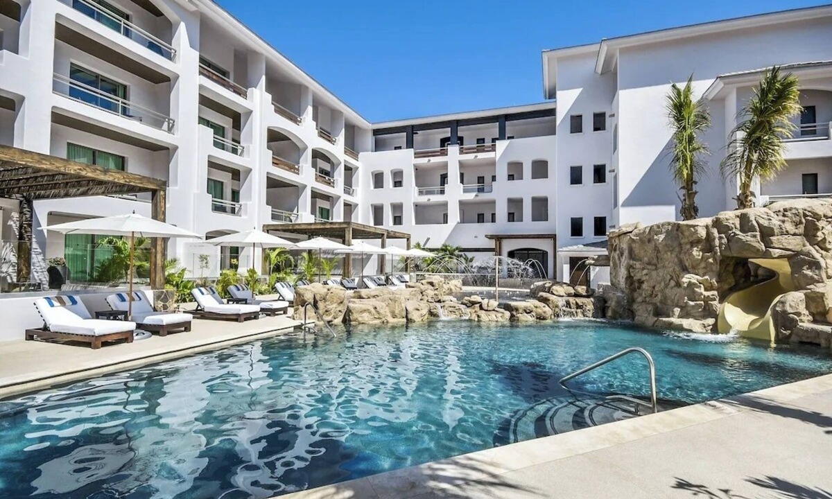 Zona Hotelera Hotel | 4 Bright King Suites w/Pool View & Spa Bath – Close to Misión San José del Cabo
