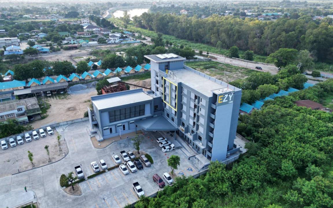 Nakhon Sawan Hotel | 42 m² Hotel ∙ 4 guests