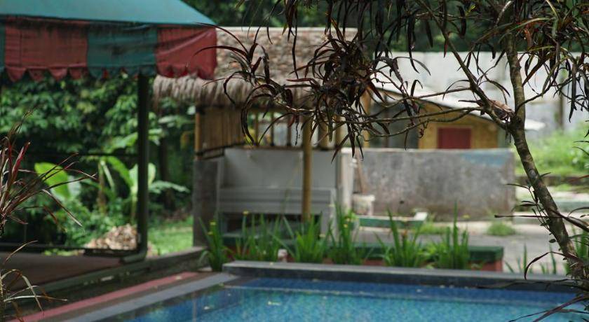 Pancawati Hotel | 48 m² Hotel ∙ 6 bedrooms ∙ 20 guests