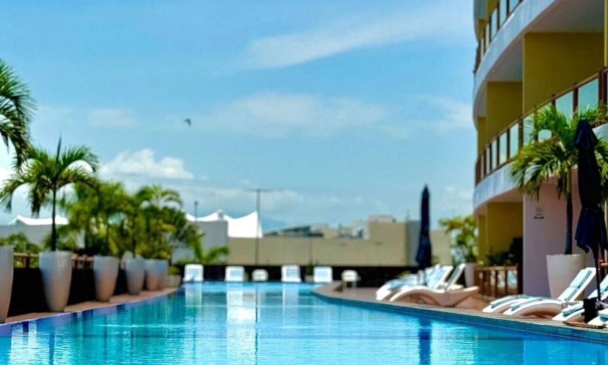 North Hotel Zone Apartment | 4BR Marina Ocean-View Above Casino 2 Suites